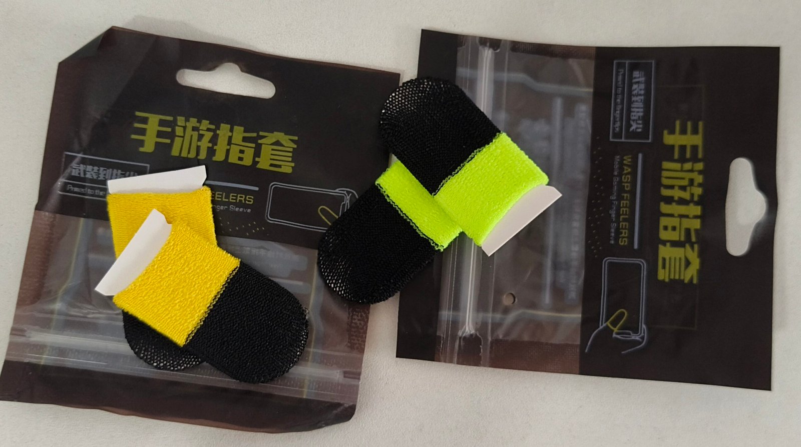 Wasp Feelers Sweat-Proof Mobile Gaming Finger Sleeves (Pair)